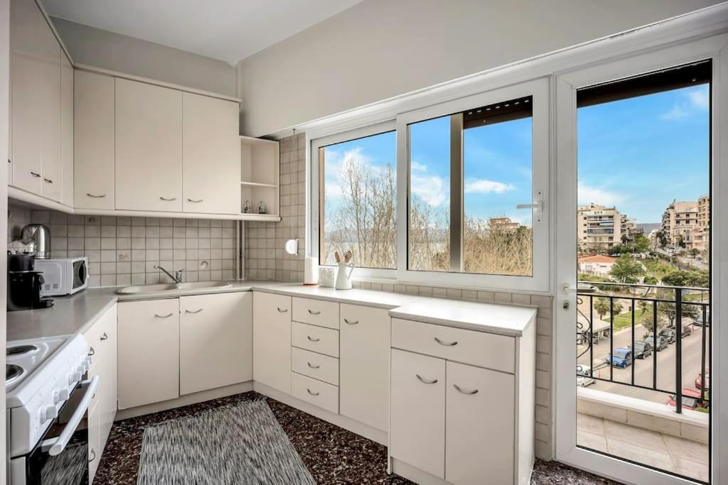 Bright Central Apartment With Splendid Sea View! Chalkida Luaran gambar