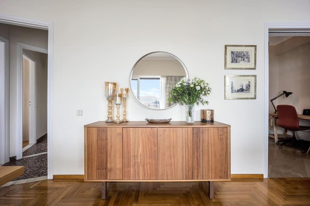Bright Central Apartment With Splendid Sea View! Chalkida Luaran gambar