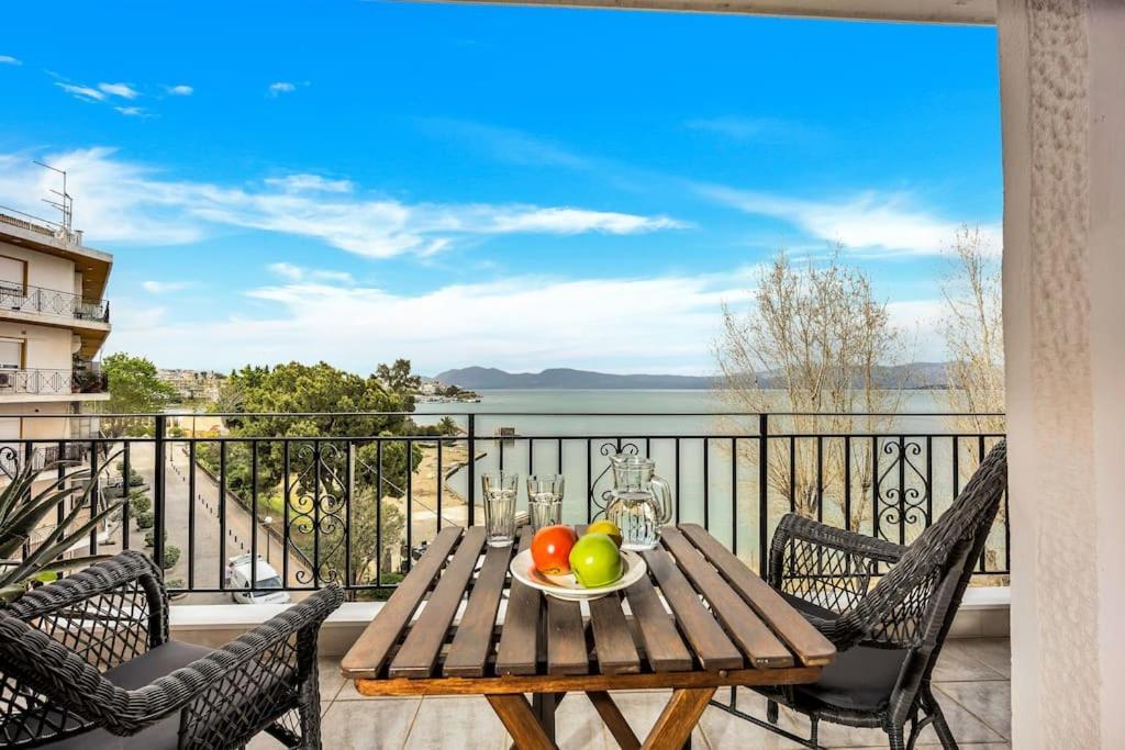 Bright Central Apartment With Splendid Sea View! Chalkida Luaran gambar